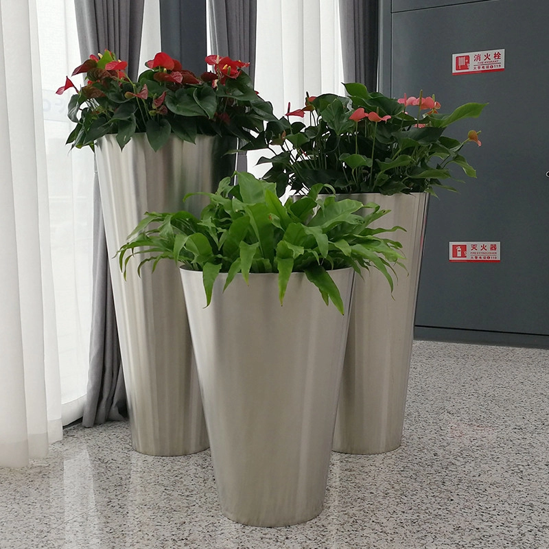 How Stainless Steel Flowerpots Outsmart Corrosion in Outdoor Gardens