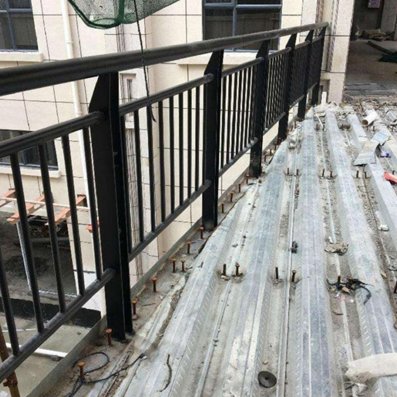 Stainless Steel Rails: How to Choose Stainless Steel Types?