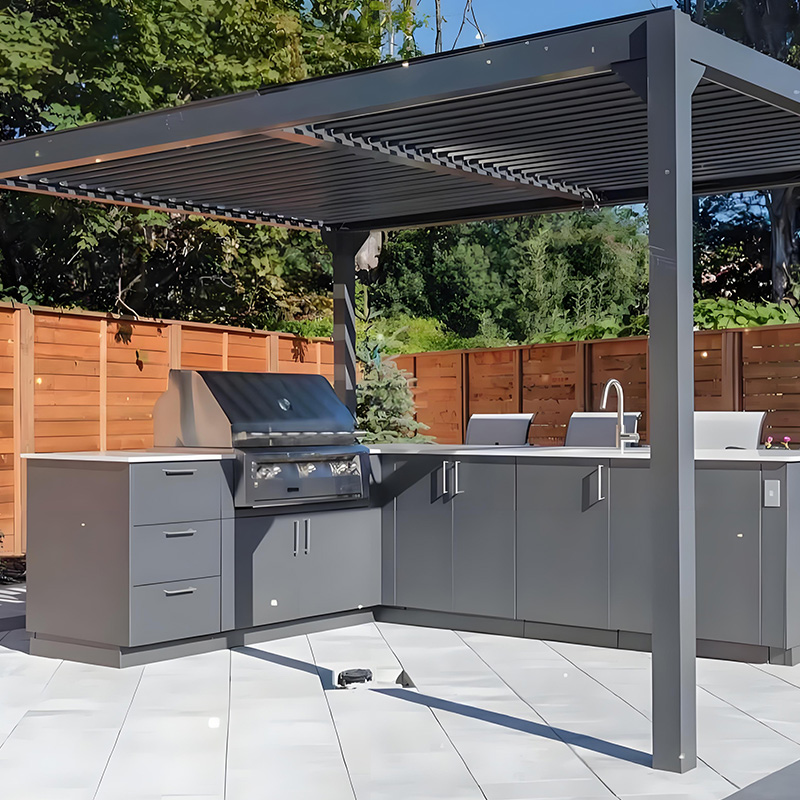 Outdoor Kitchen Styles: 6 Must-Have Designs for Small Backyards