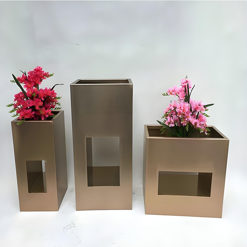 Why Choose Stainless Steel Flowerpot? 4 Surprising Benefits