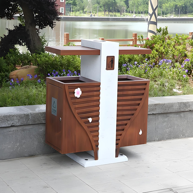 Outdoor Trash Can: 4 Best Styles for Your Home’s Amazing Look